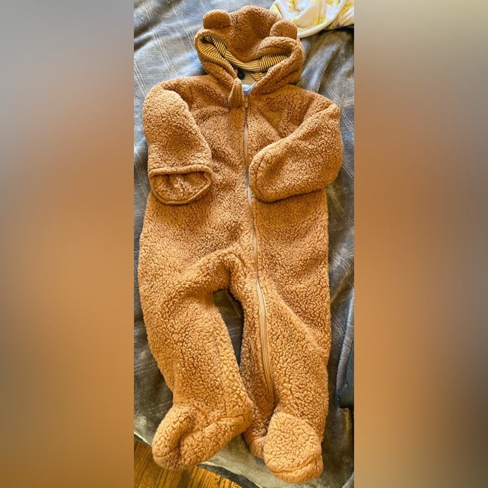 Baby bear Suit 9m
